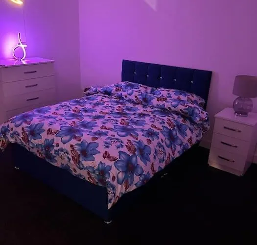 Apartamento Modern 2-bed Flat In Salford Mánchester