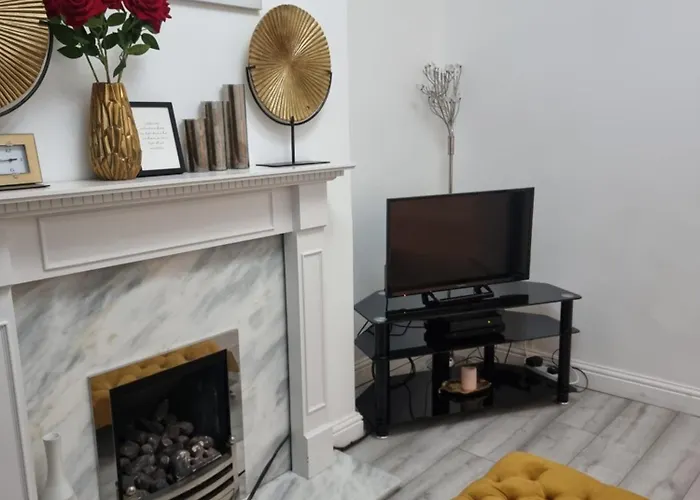 Gorgeous Stylish Cheri Victorian House In * Manchester