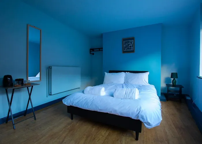 The Crown & Anchor مانشستر