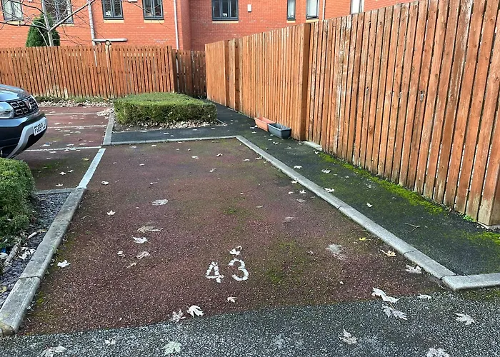 Apartament Entire House With Parking