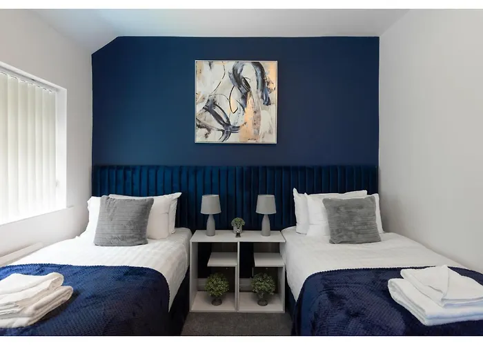 Cozy 3 Bd House, Perfect For Large Group Of 6 Daire Manchester