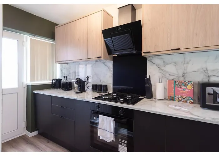 Daire Cozy 3 Bd House, Perfect For Large Group Of 6 Manchester