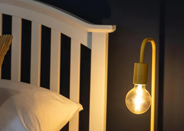 펜션 The Heart - Cosy 3 Bedroom House With Double Driveway And Garden In 맨체스터