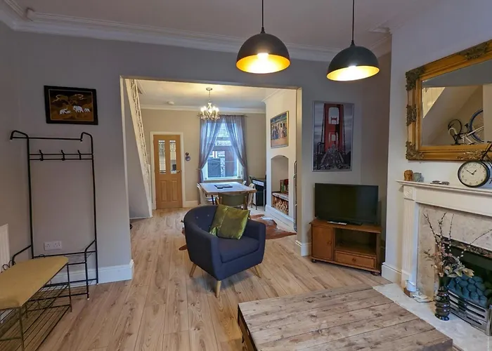 Ξενοδοχείο Warm Family 2db House!