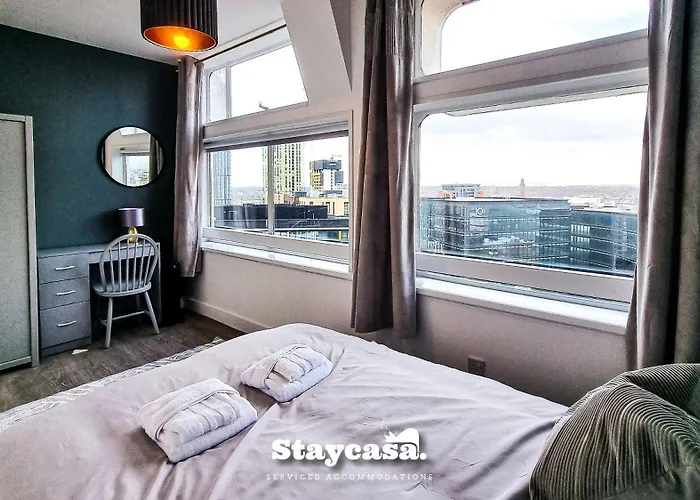 Modern Centre Stunning 18th Floor View مانشستر