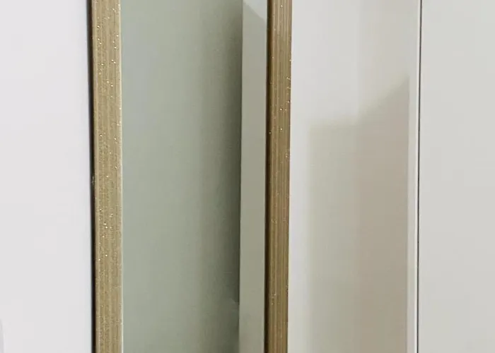 Kwatera prywatna Modern, Stylish And Central *