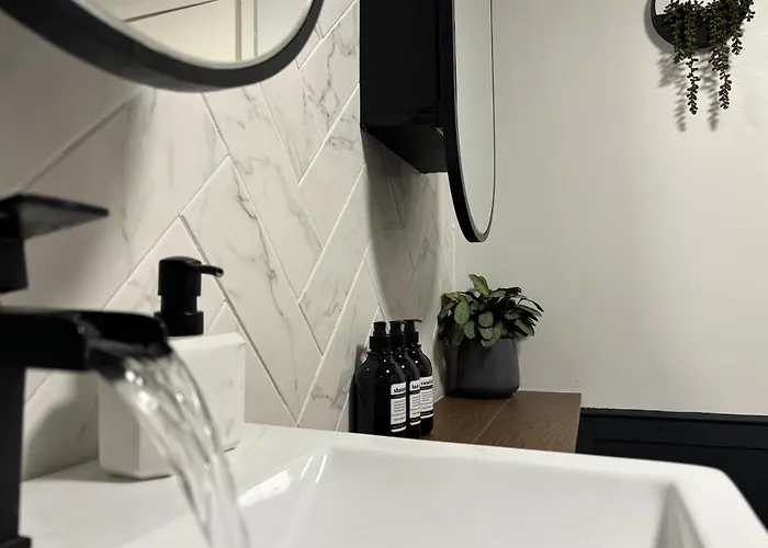 아파트 Riverside Wharf - Free Parking, Business, Couples & Families