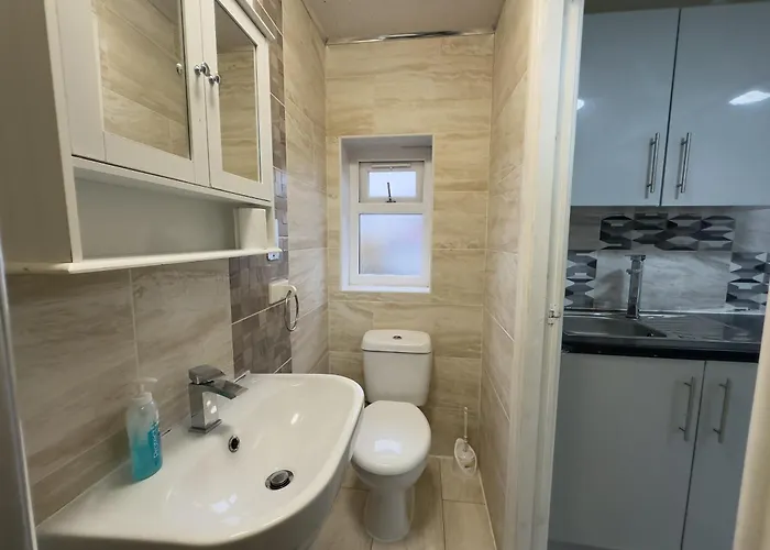 Hills View Apartment *