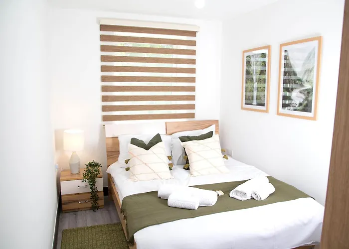 By Bevolve - Free Parking * Manchester