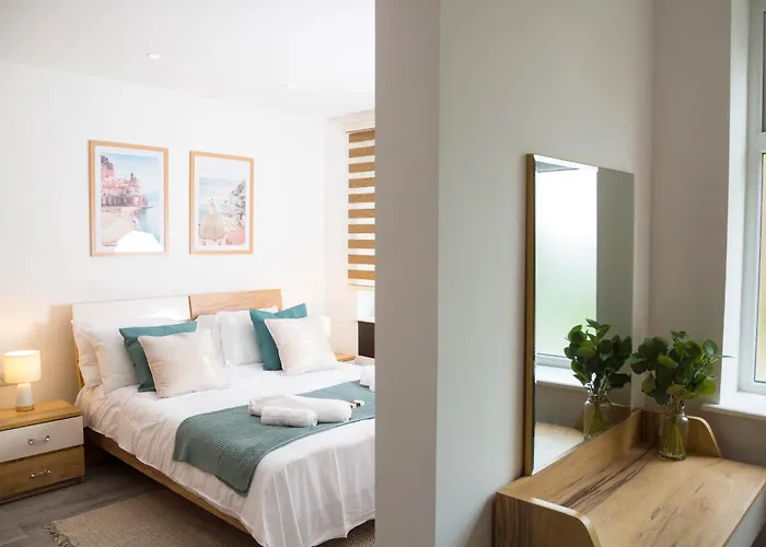 By Bevolve - Free Parking Casa vacanze Manchester