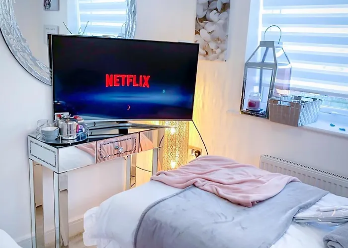 Royal At Coop Live Etihad, Sports Oda ve Kahvaltı 3*