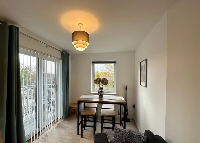 Etihad Fc 2br With Water View Appartement Manchester