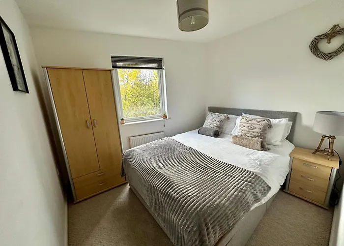 Etihad Fc 2br With Water View *