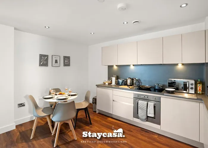 아파트 Spectacular Balcony View In Centre