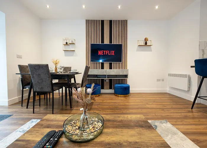 Vibrant 2br In Chorlton, Free Parking Apartament *