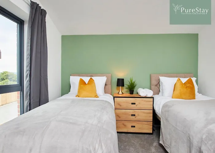 Prázdninový dům Stylish 5-bedroom Retreat Sleeps 9 By Purestay