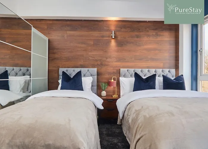 Fabulous House - 5 Beds Sleeps 8 - Free Parking - By Purestay Dom wakacyjny