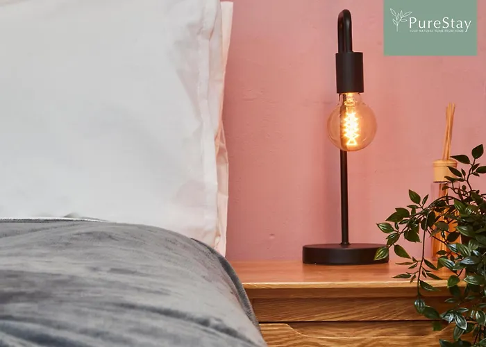 Big Contractor House With 6 Beds & Free Parking By Purestay - 7 Night Min! * Manchester