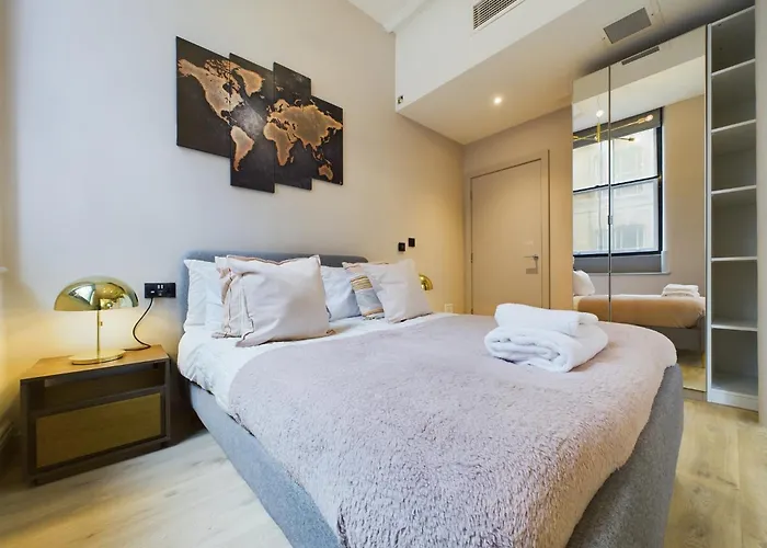 Luxury Stunning 2bedroom Centre *