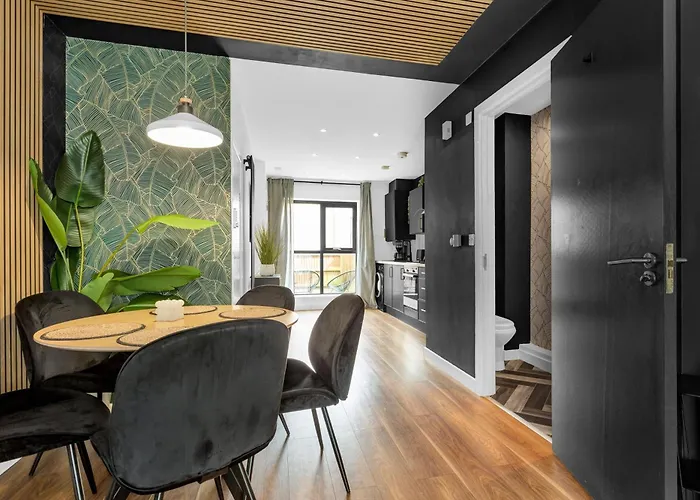 Dom wakacyjny Free Parking Luxury Safari House Manchester