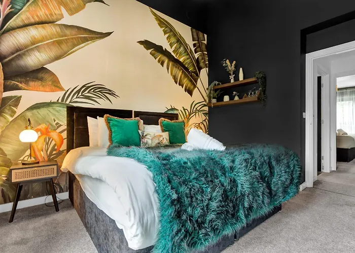 Dom wakacyjny Free Parking Luxury Safari House