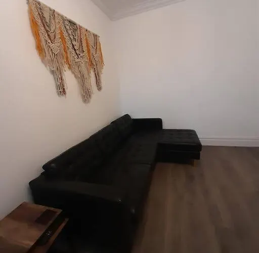 Chic 5 Double Bedroom House - 15 Min To Holiday home