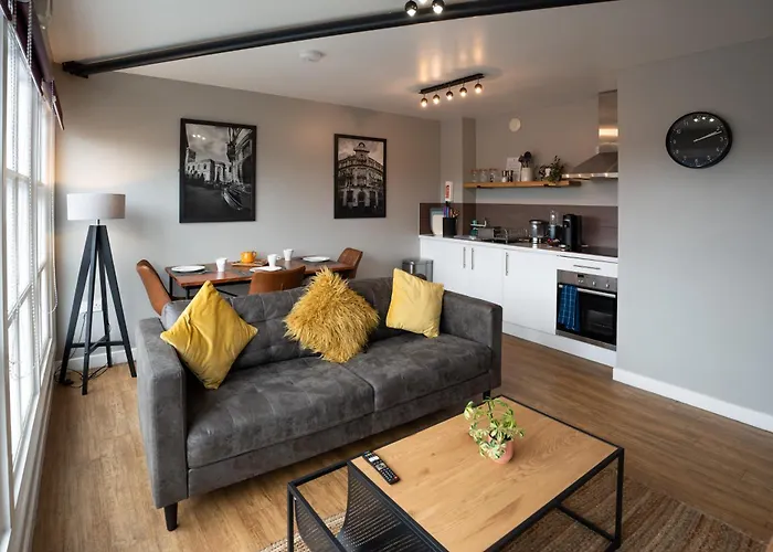 High Street Town House Aparthotel Manchester