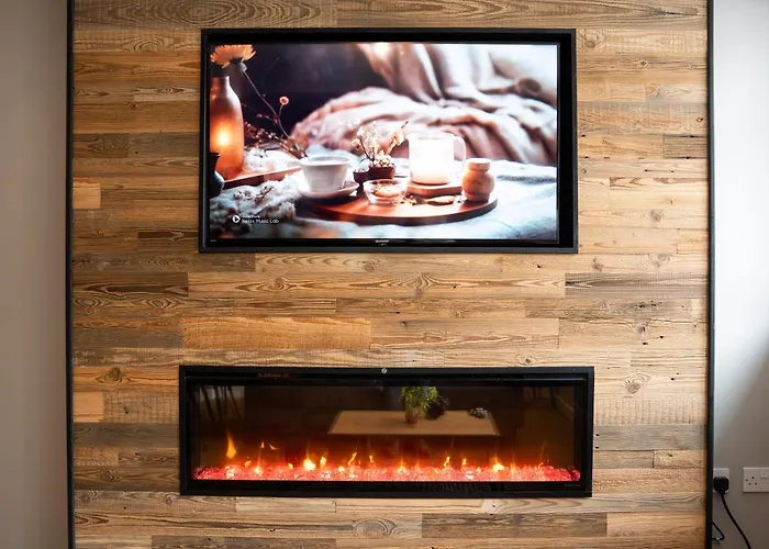 High Street Town House Aparthotel 4*