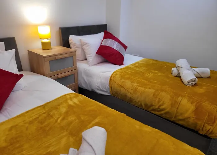 아파트 Luxury 2 Bed On River, Wifi, Parking, Garden