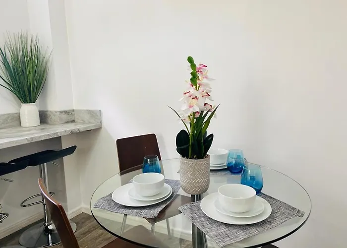 Privatunterkunft Modern, Stylish And Central