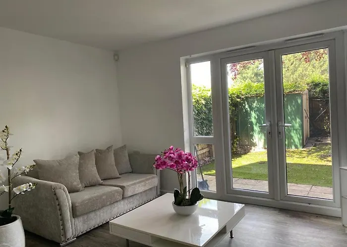 Modern, Stylish And Central