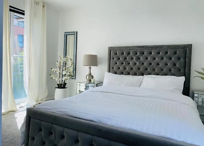 Modern, Stylish And Central * Manchester