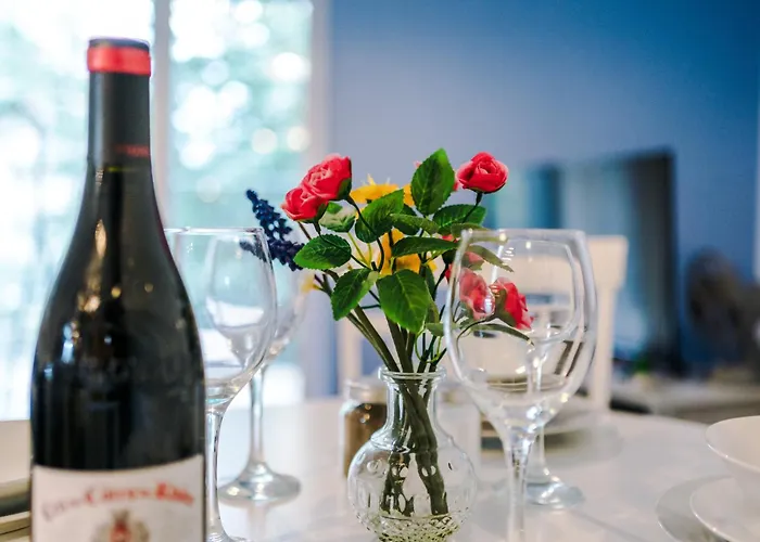 Apartamento 2 Bed With Balcony Private Parking Near Etihad Stadium, Coop Live