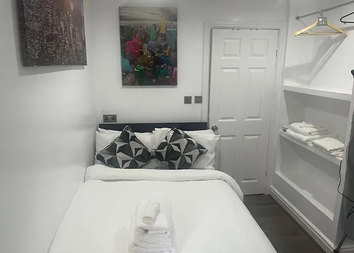 Dynasty * Манчестер