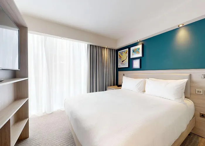 Hampton By Hilton Manchester City Centre Hotel 4*