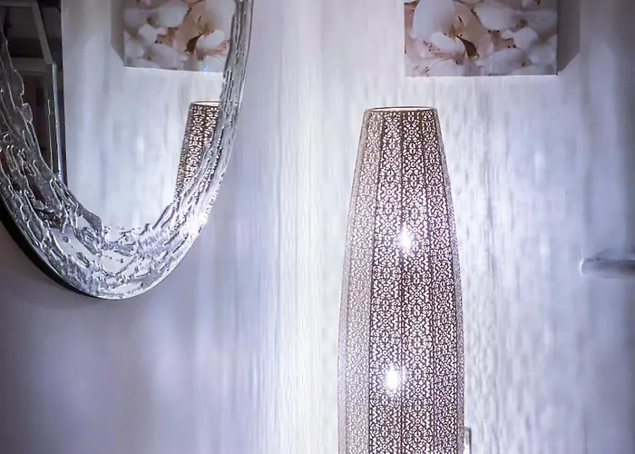 לינה וארוחת בוקר Royal At Coop Live Etihad, Sports מנצ'סטר