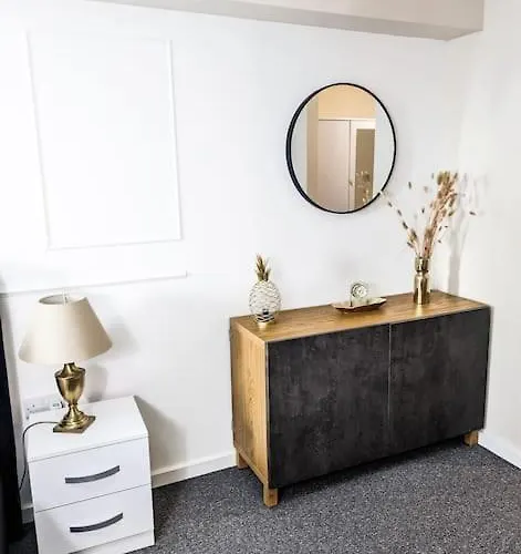 A Superb 2 Bed, 2 Bathroom In Centre Free Parking Manchester