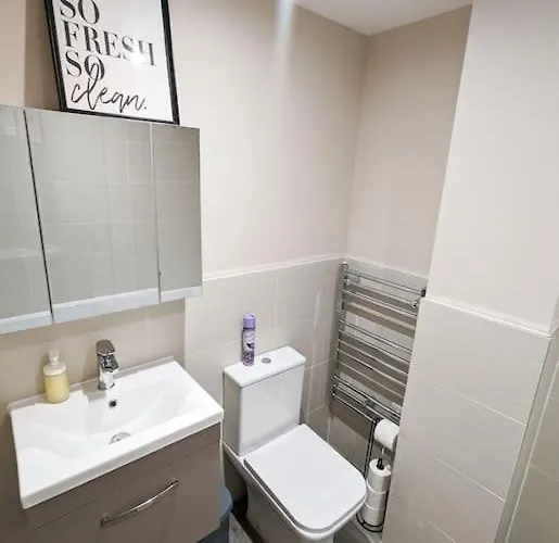 A Superb 2 Bed, 2 Bathroom In Centre Free Parking Manchester
