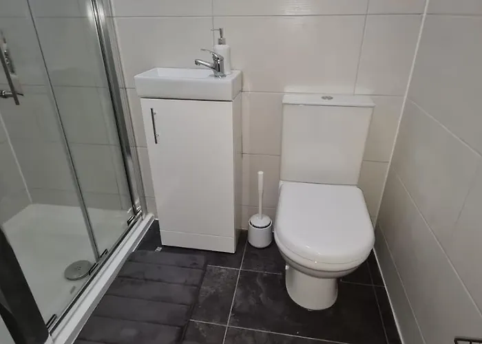 Scotland Street, Newton Heath 3* Mánchester