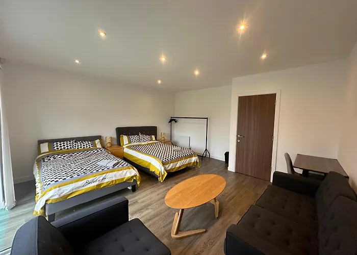 C U Ltd * Manchester