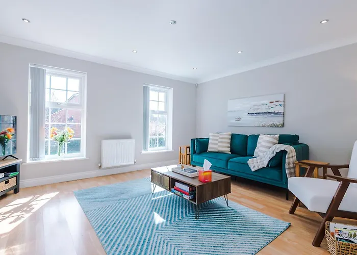 Cravenwood House * Manchester