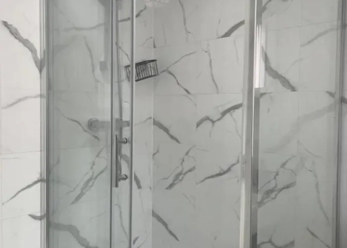 Stunning 3-bed House In Ferienhaus