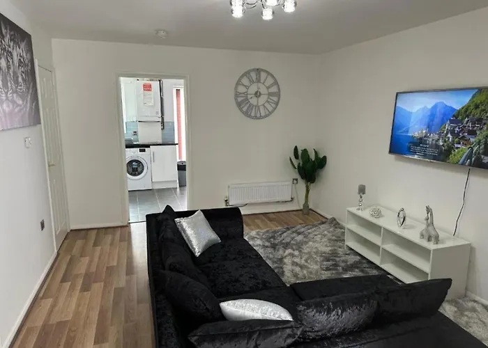 Stunning 3-bed House In Manchester