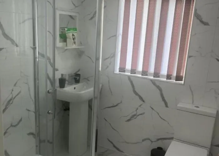 Stunning 3-bed House In *