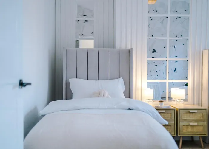 4 Bedroom House Eccles 펜션 맨체스터