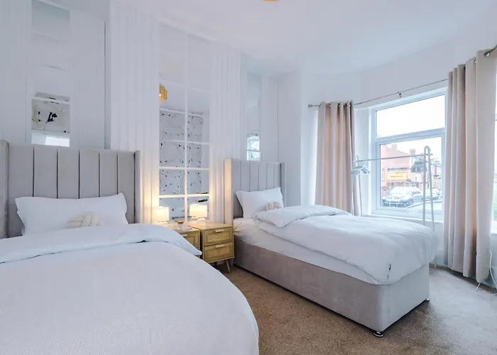 4 Bedroom House Eccles Dom wakacyjny