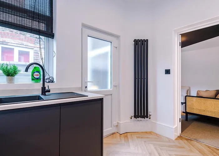 4 Bedroom House Eccles 펜션