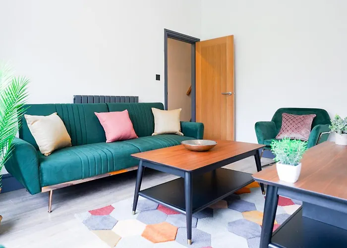 3-bed House In Near Old Trafford Nyaraló *