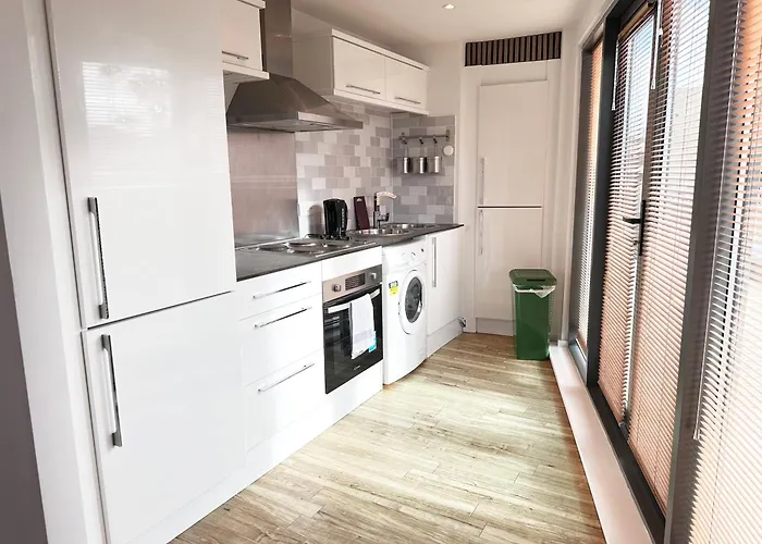 The Works - Two Bed Penthouse דירה *