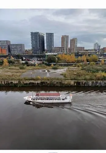 Ls96 No Serviced 4r * Manchester